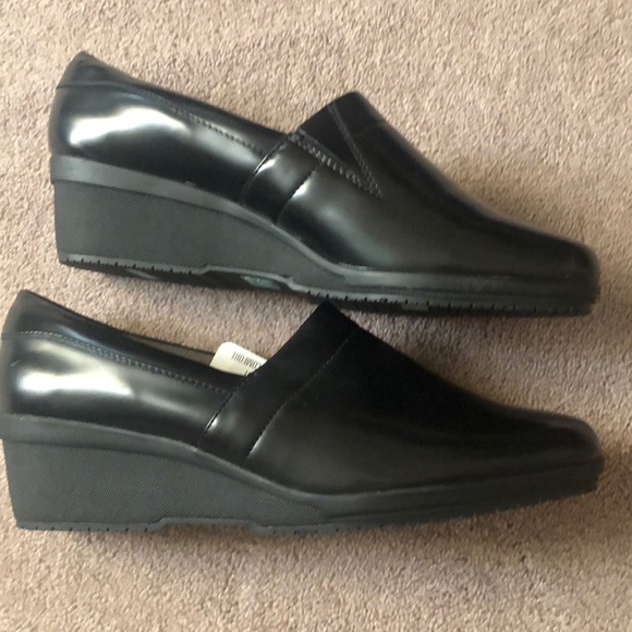 Life stride Memory Foam Comfortable Wedges - Picture 2 of 3